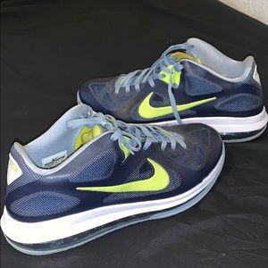 Nike LeBron 9 Low- Cyber